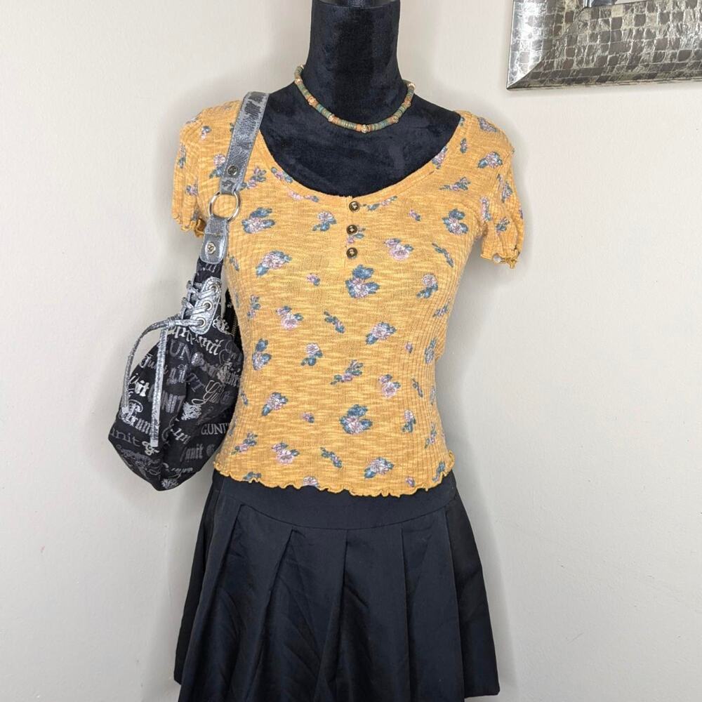 Yellow floral button up top xs